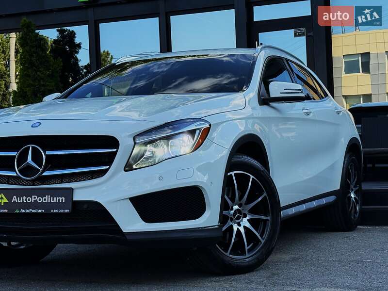 Внедорожник / Кроссовер Mercedes-Benz GLA-Class 2016 в Киеве