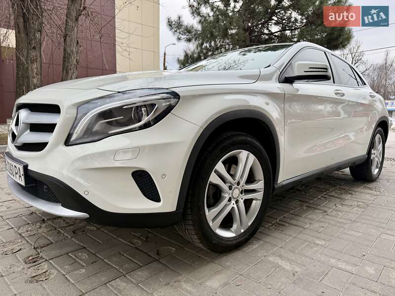 Позашляховик / Кросовер Mercedes-Benz GLA-Class 2014 в Дніпрі