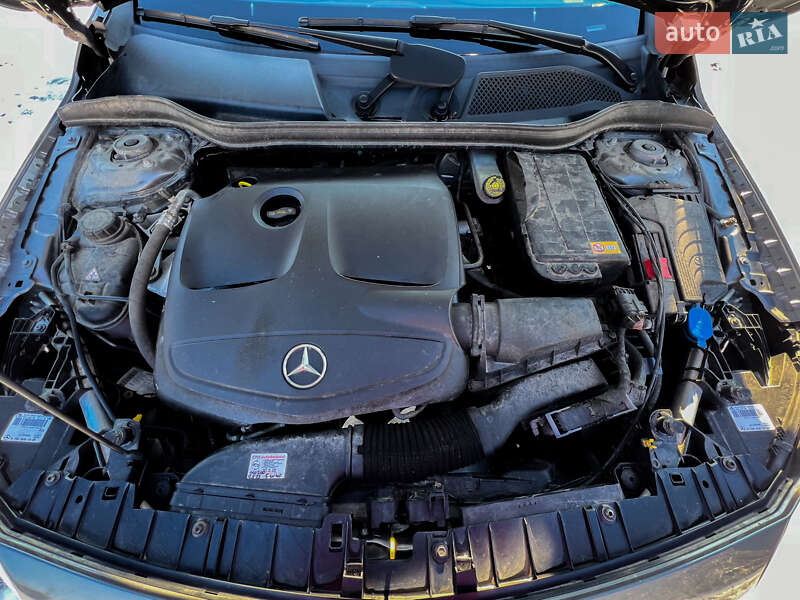 Внедорожник / Кроссовер Mercedes-Benz GLA-Class 2015 в Львове