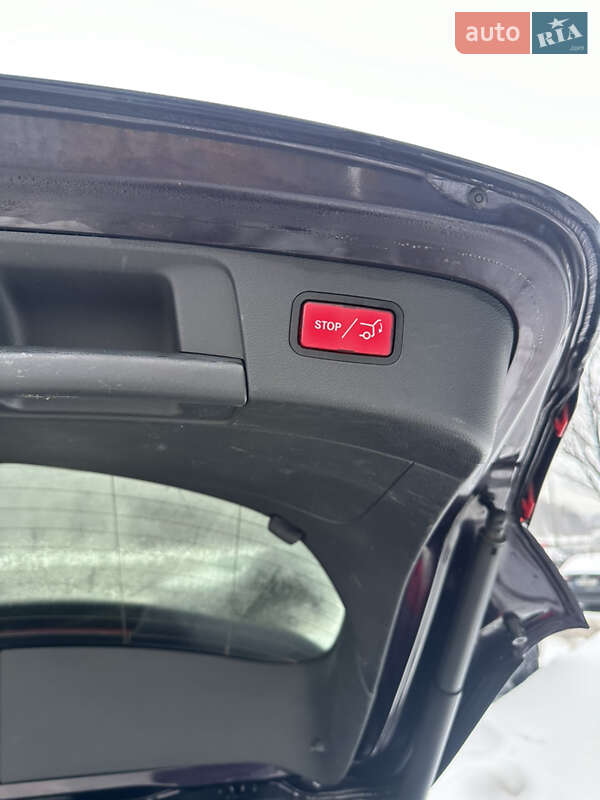 Внедорожник / Кроссовер Mercedes-Benz GLA-Class 2015 в Киеве