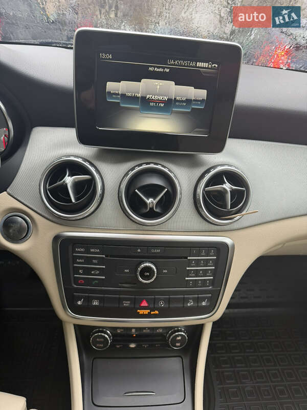 Внедорожник / Кроссовер Mercedes-Benz GLA-Class 2017 в Киеве фото 18 Внедорожник / Кроссовер Mercedes-Benz GLA-Class 2017 в Киеве