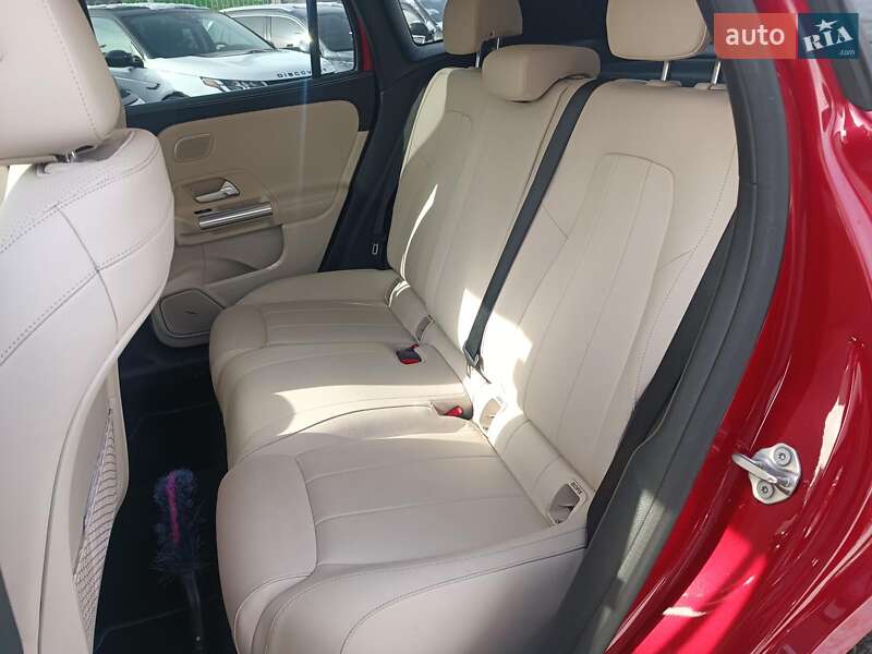 Позашляховик / Кросовер Mercedes-Benz GLA-Class 2020 в Харкові