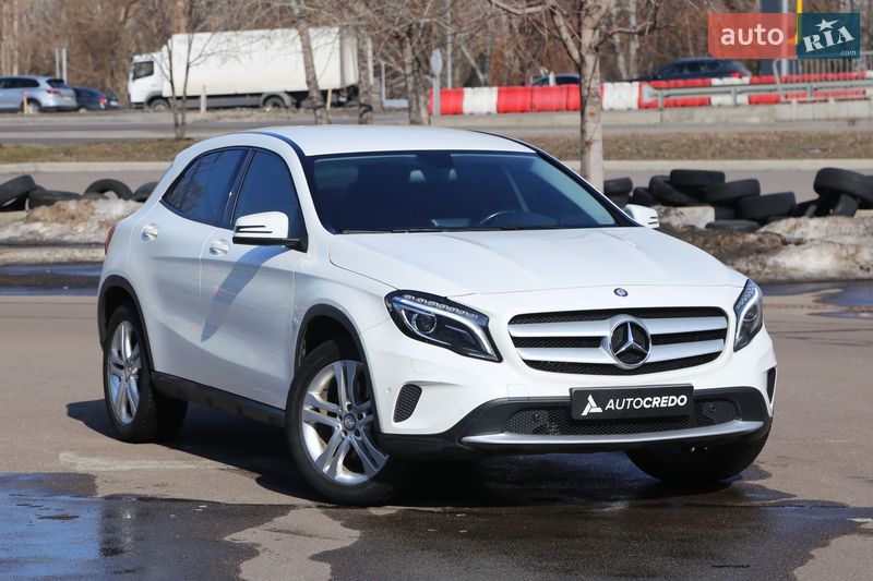 Mercedes-Benz GLA-Class 2014 Mercedes-Benz GLA-Class 2014