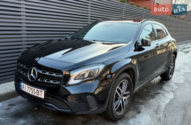 Позашляховик / Кросовер Mercedes-Benz GLA-Class 2019 в Києві
