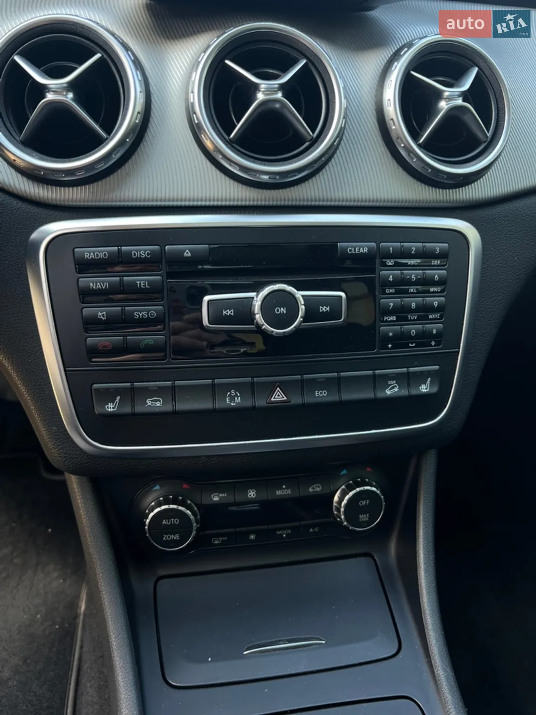 2015 Mercedes-Benz GLA-klasse - мініатюра 24