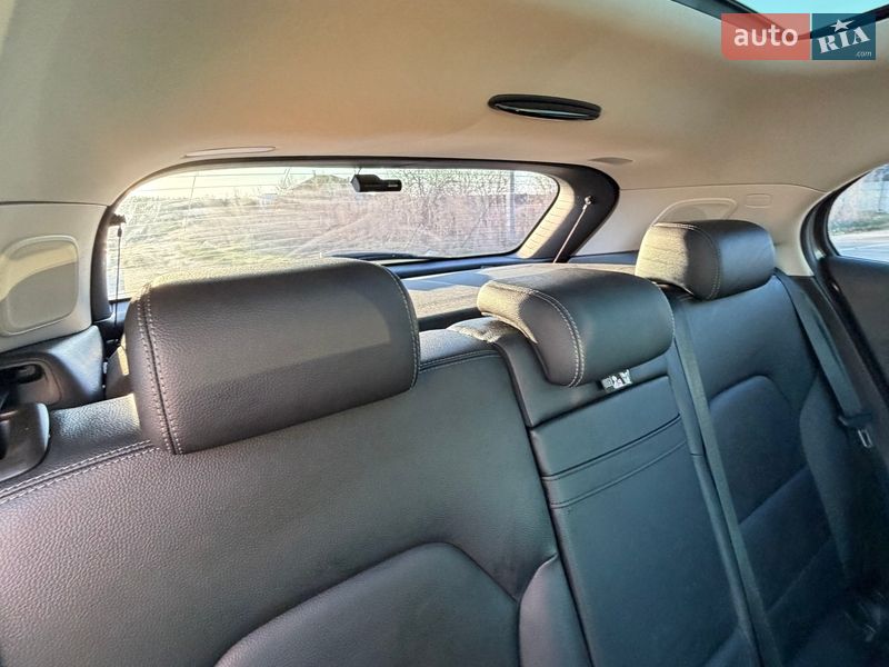 Внедорожник / Кроссовер Mercedes-Benz GLA-Class 2016 в Киеве