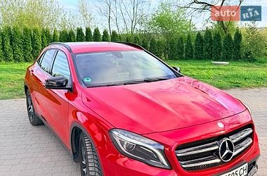 Внедорожник / Кроссовер Mercedes-Benz GLA-Class 2017 в Бучаче