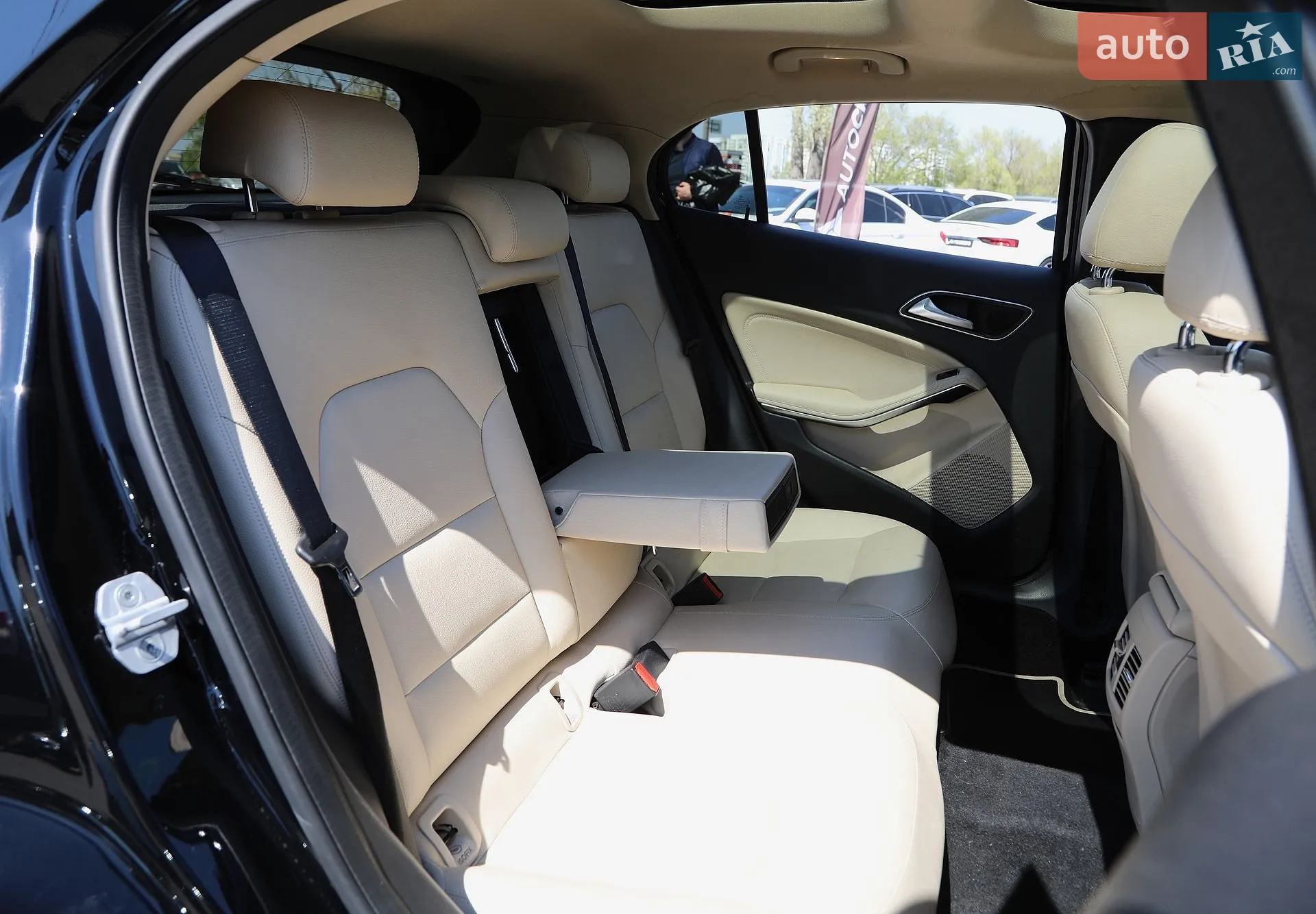 2016 Mercedes-Benz GLA-klasse - мініатюра 10