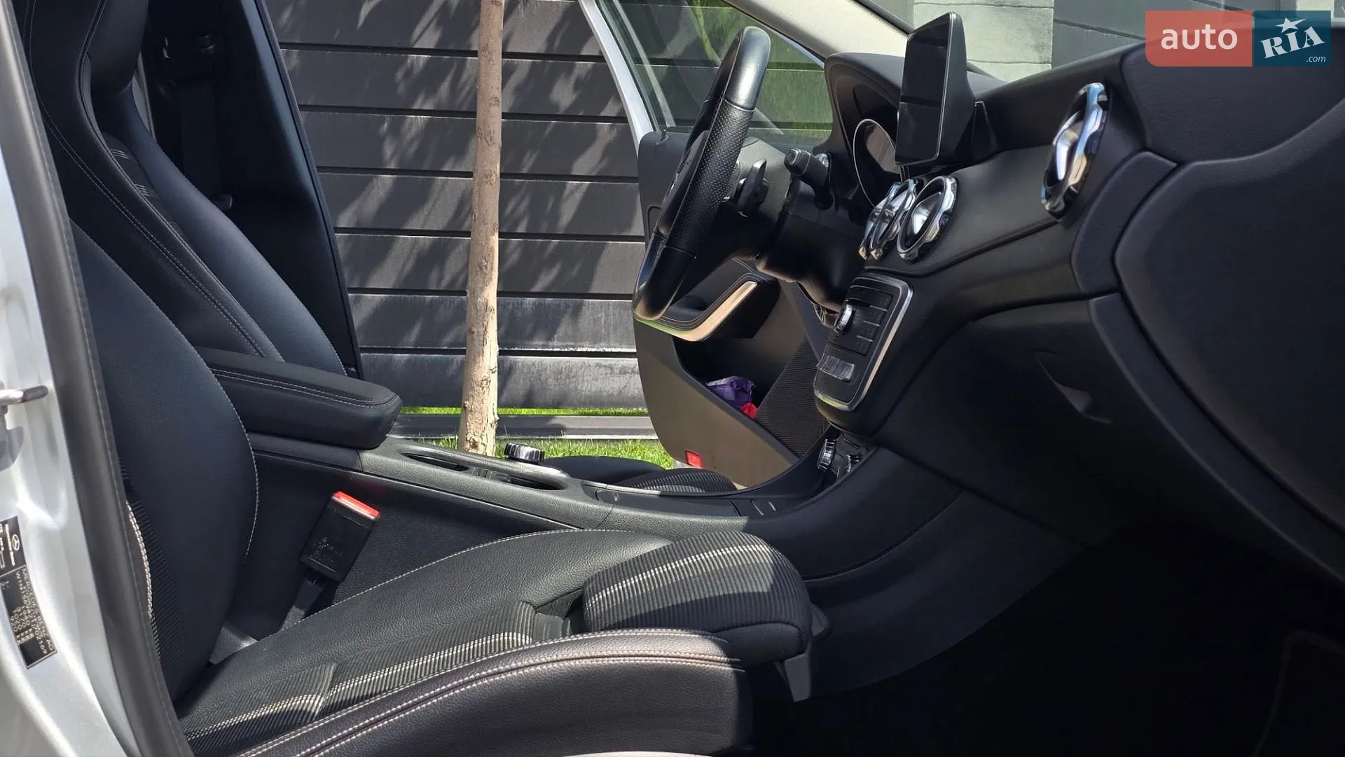 2019 Mercedes-Benz GLA-klasse - мініатюра 28