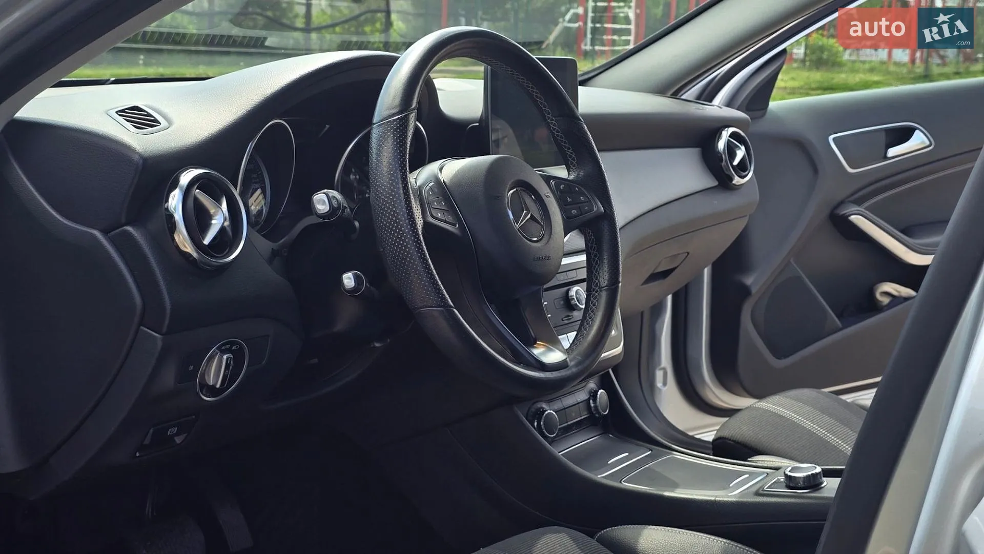 2019 Mercedes-Benz GLA-klasse - мініатюра 40