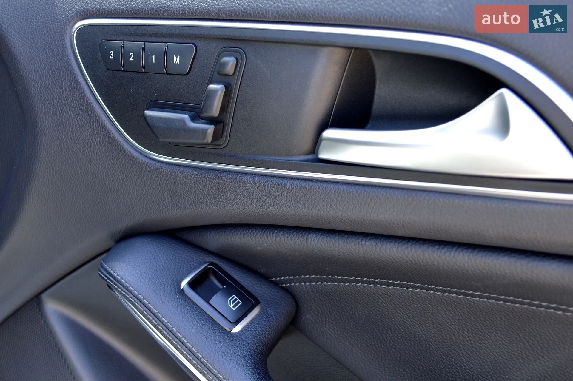 2015 Mercedes-Benz GLA-klasse - мініатюра 40