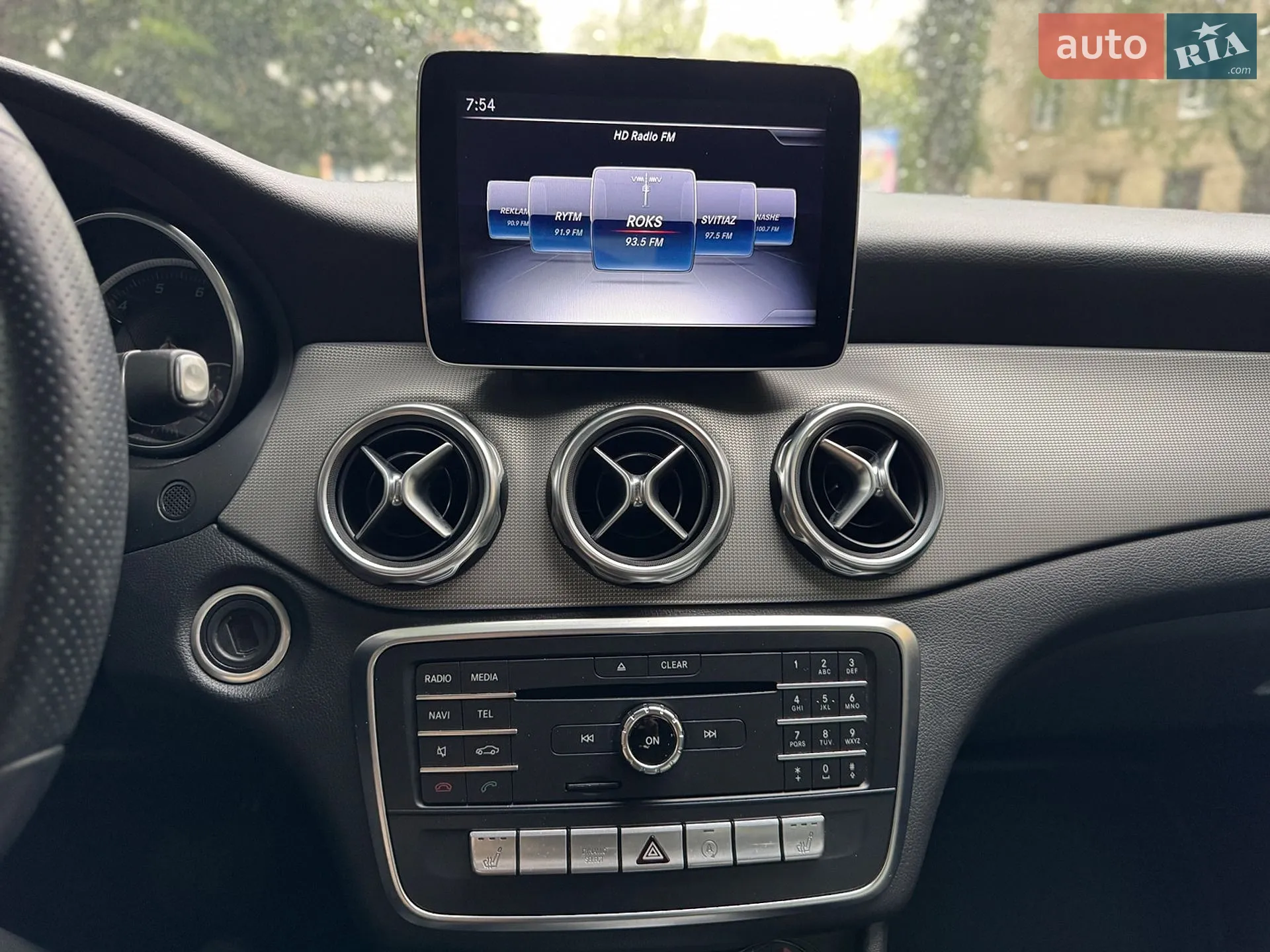 2019 Mercedes-Benz GLA-klasse - мініатюра 28