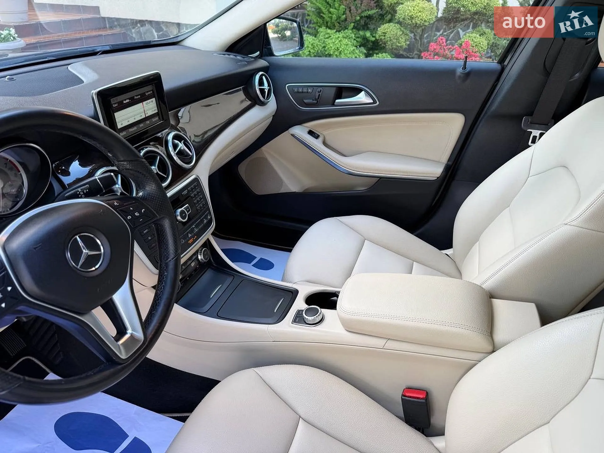 2015 Mercedes-Benz GLA-klasse - мініатюра 47
