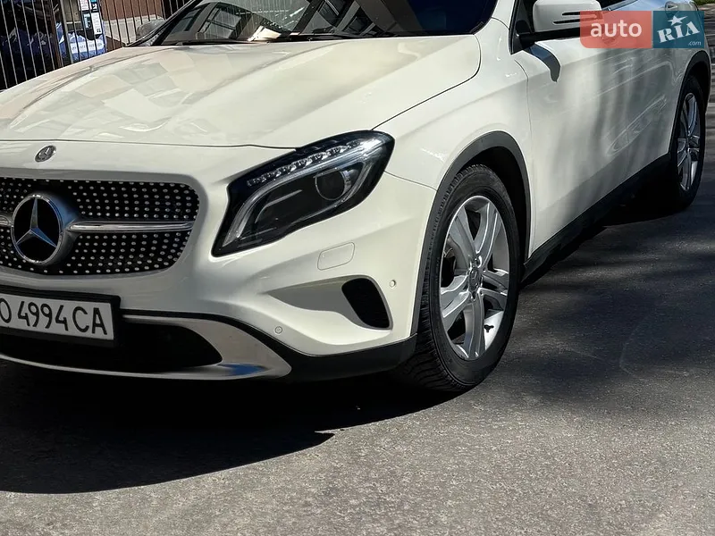 Mercedes-Benz GLA-Class