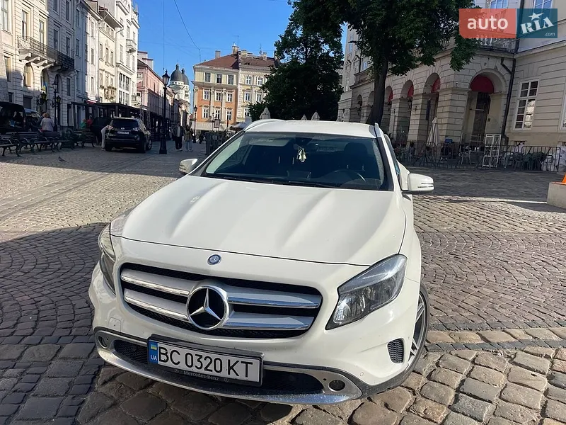 Mercedes-Benz GLA-Class