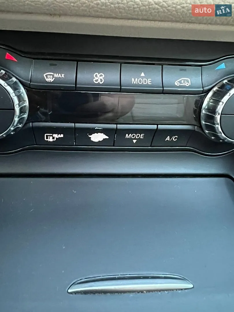 2015 Mercedes-Benz GLA-klasse - мініатюра 28