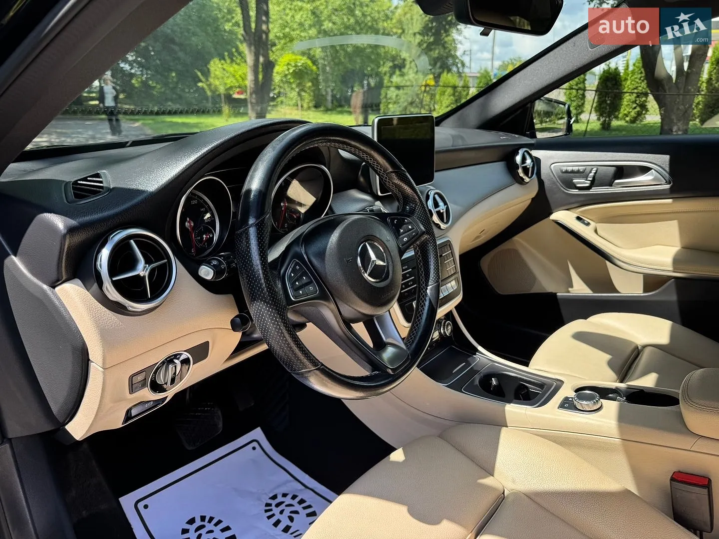 2018 Mercedes-Benz GLA-klasse - мініатюра 15