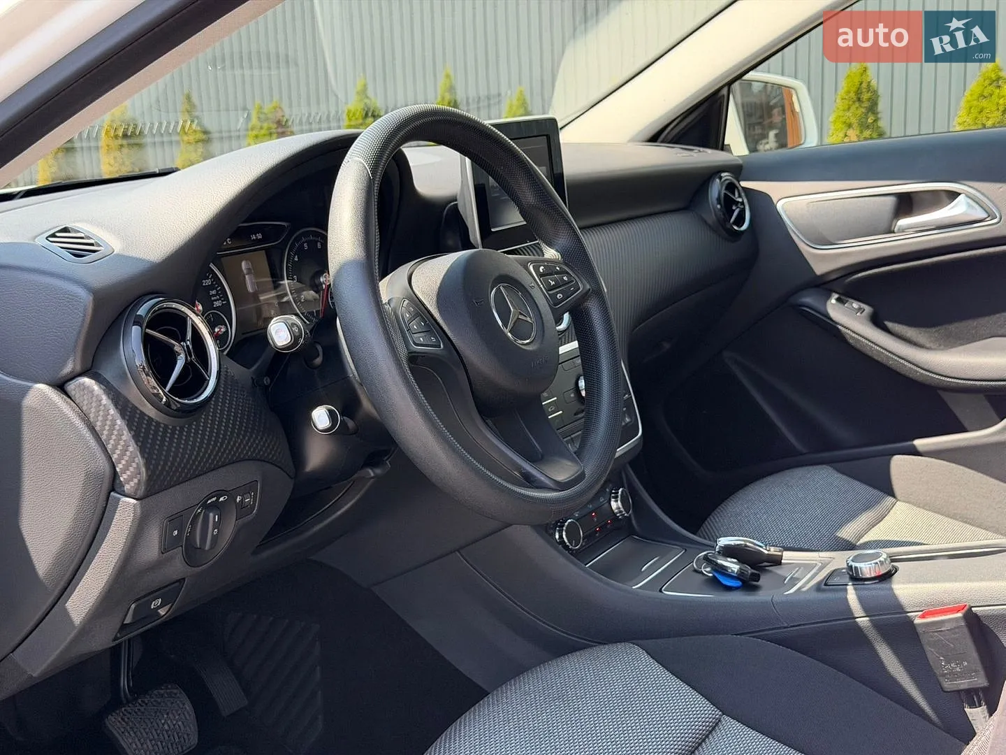 2018 Mercedes-Benz GLA-klasse - мініатюра 23