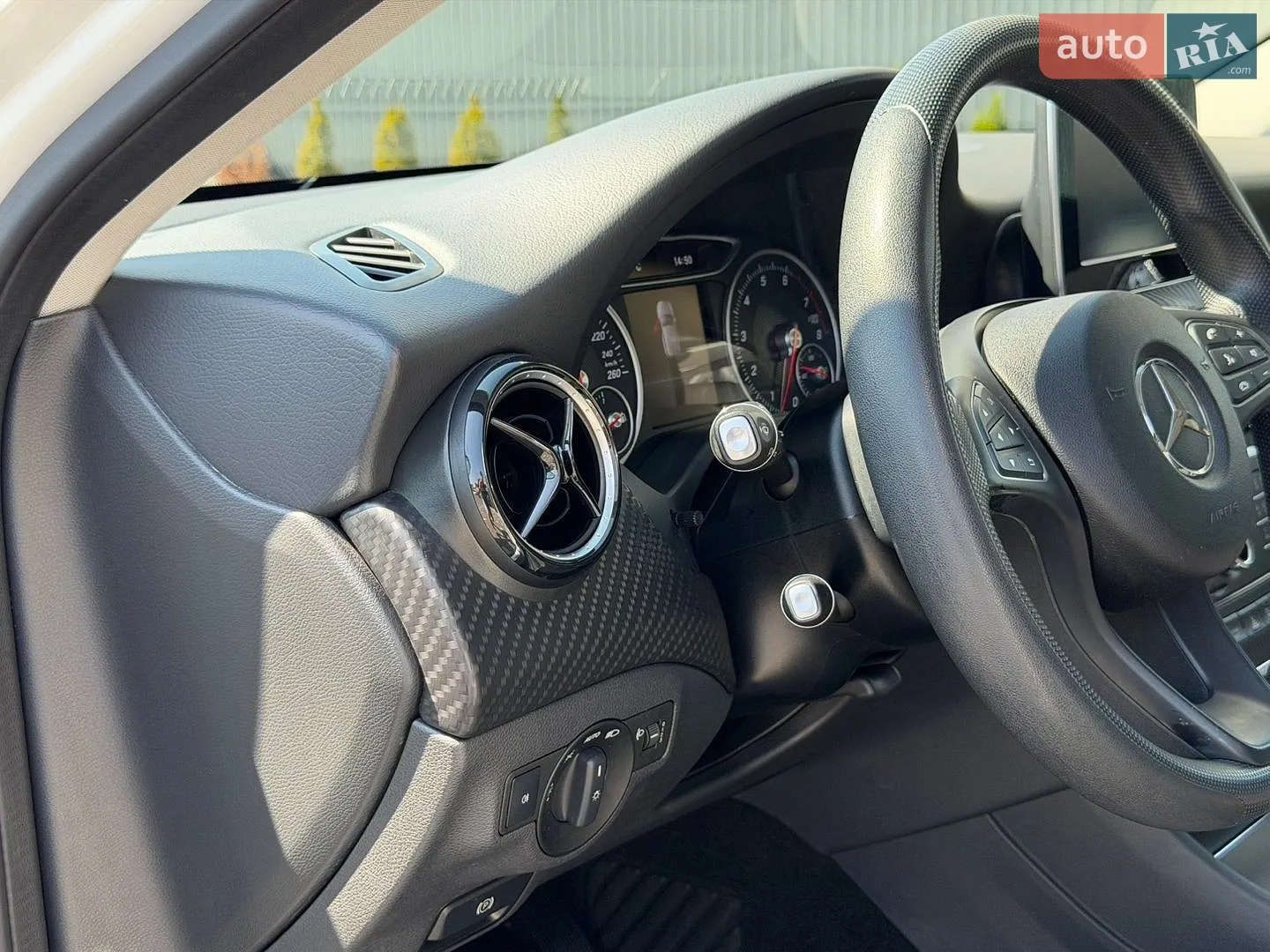 2018 Mercedes-Benz GLA-klasse - мініатюра 24