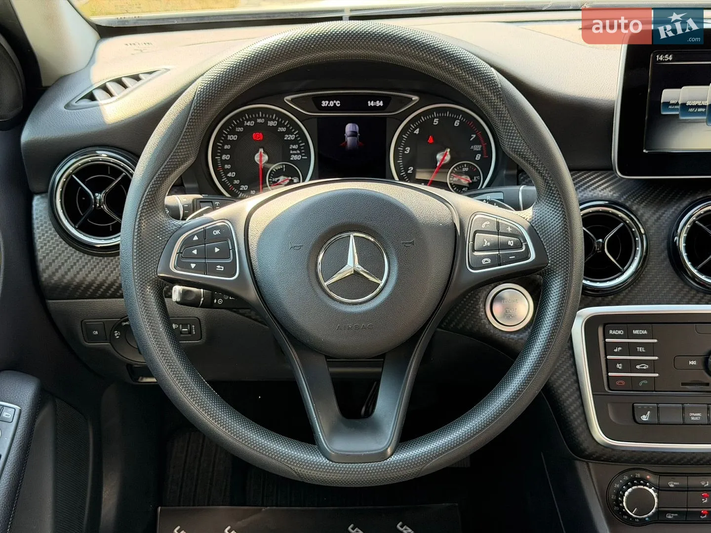 2018 Mercedes-Benz GLA-klasse - мініатюра 36