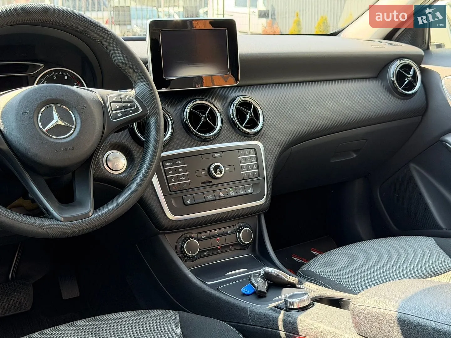 2018 Mercedes-Benz GLA-klasse - мініатюра 37