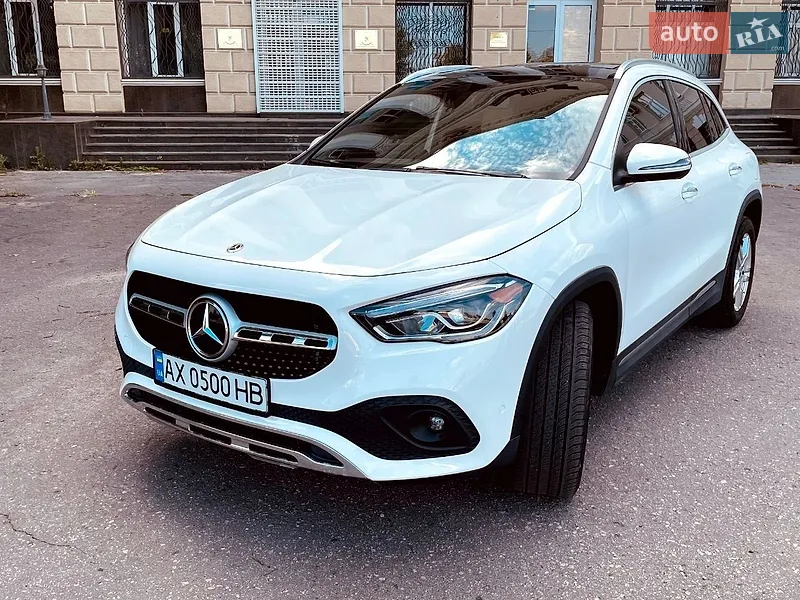 Mercedes-Benz GLA-Class
