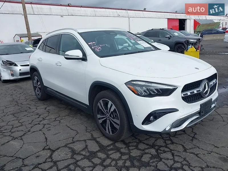 Mercedes-Benz GLA-Class 2024