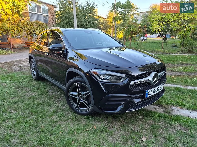Mercedes-Benz GLA-Class
