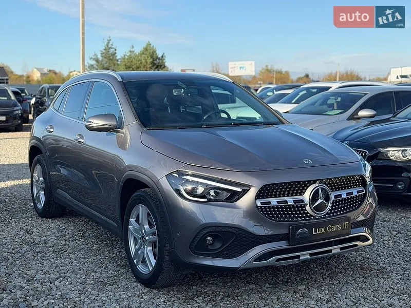 Mercedes-Benz GLA-Class