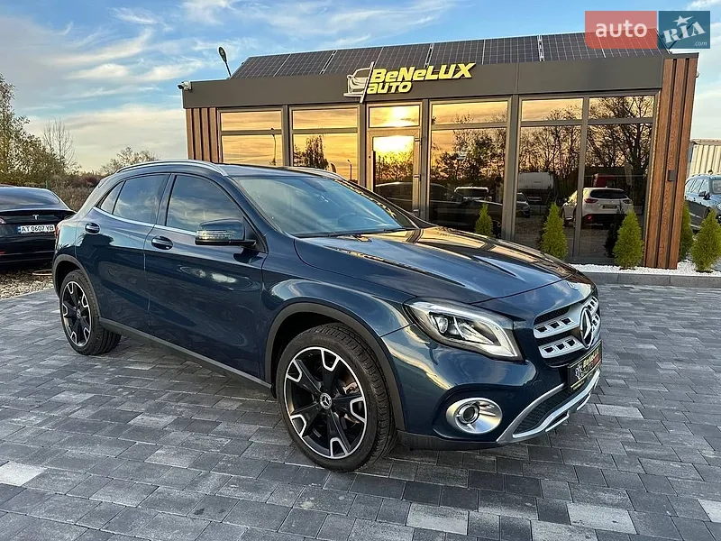 Mercedes-Benz GLA-Class