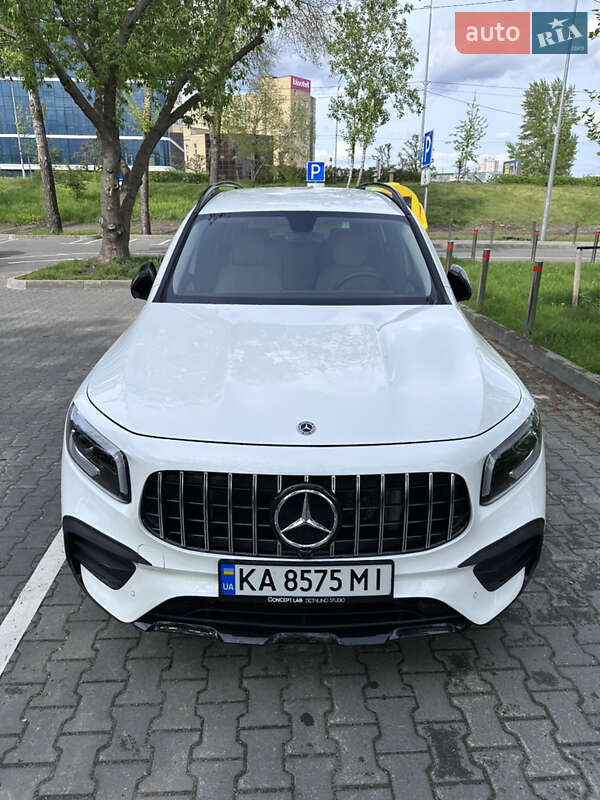 Внедорожник / Кроссовер Mercedes-Benz GLB-Class 2021 в Киеве