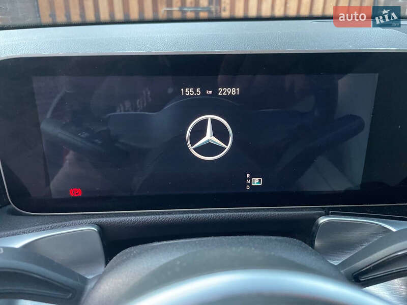 Позашляховик / Кросовер Mercedes-Benz GLB-Class 2020 в Дніпрі