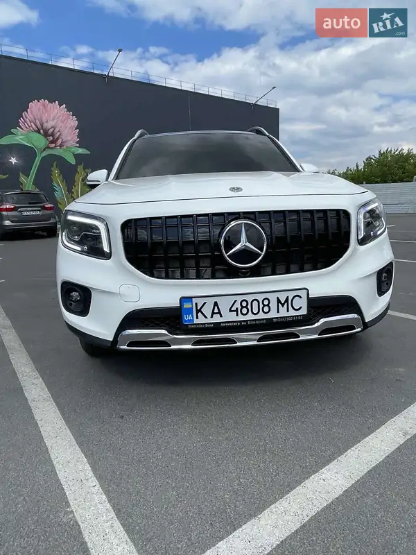 Mercedes-Benz GLB-Class