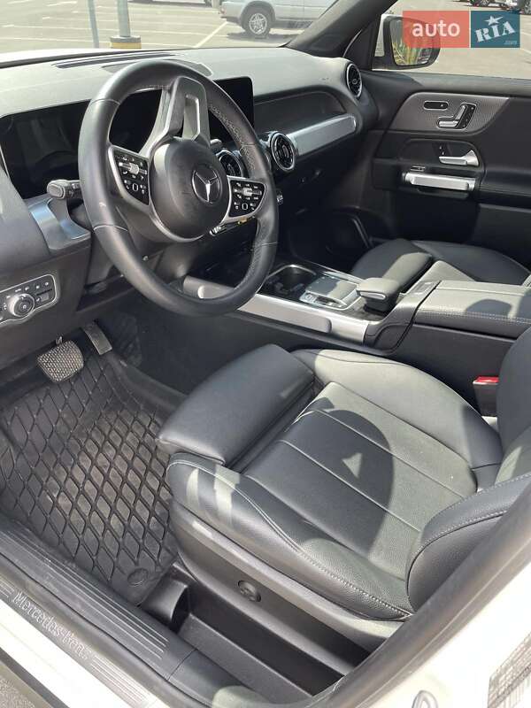 Внедорожник / Кроссовер Mercedes-Benz GLB-Class 2020 в Киеве