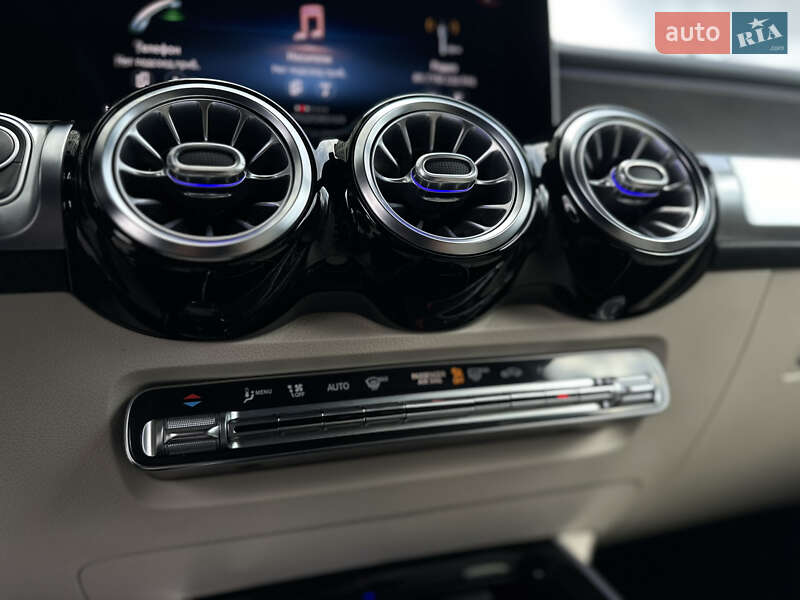 Внедорожник / Кроссовер Mercedes-Benz GLB-Class 2021 в Львове