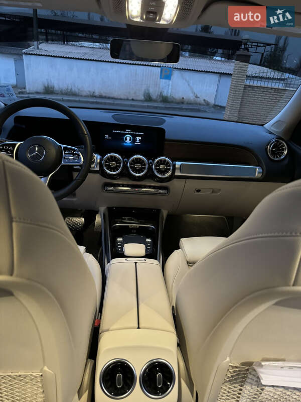 Внедорожник / Кроссовер Mercedes-Benz GLB-Class 2023 в Киеве