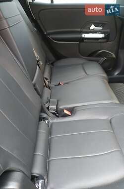 Внедорожник / Кроссовер Mercedes-Benz GLB-Class 2020 в 