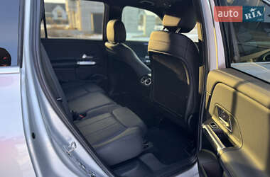 Внедорожник / Кроссовер Mercedes-Benz GLB-Class 2019 в 