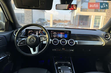 Внедорожник / Кроссовер Mercedes-Benz GLB-Class 2019 в 