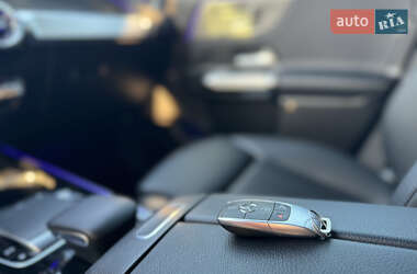 Внедорожник / Кроссовер Mercedes-Benz GLB-Class 2019 в 