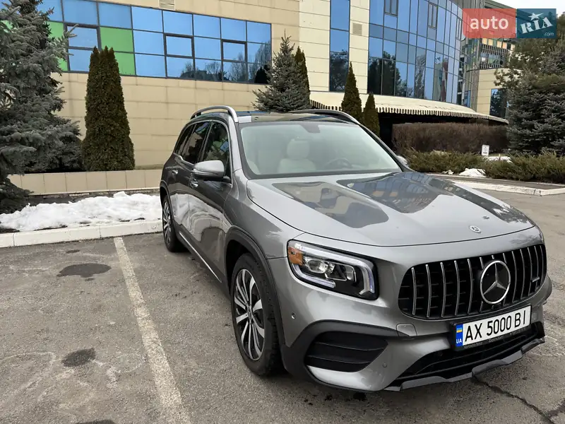 Mercedes-Benz GLB-Class