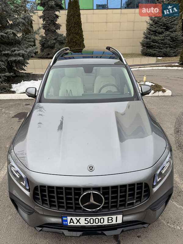 Внедорожник / Кроссовер Mercedes-Benz GLB-Class 2019 в Харькове
