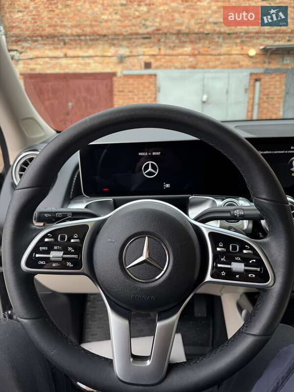 Внедорожник / Кроссовер Mercedes-Benz GLB-Class 2019 в Харькове