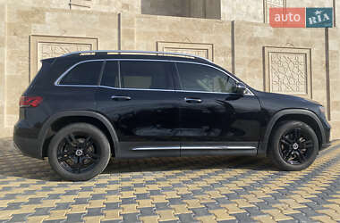 Позашляховик / Кросовер Mercedes-Benz GLB-Class 2019 в 