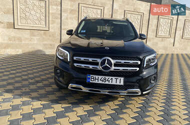 Позашляховик / Кросовер Mercedes-Benz GLB-Class 2019 в 