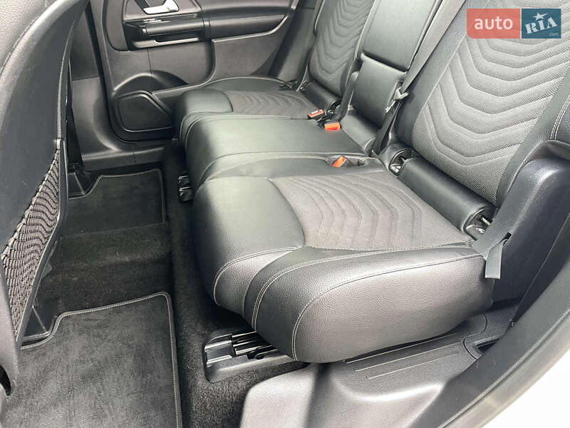 Внедорожник / Кроссовер Mercedes-Benz GLB-Class 2021 в Львове