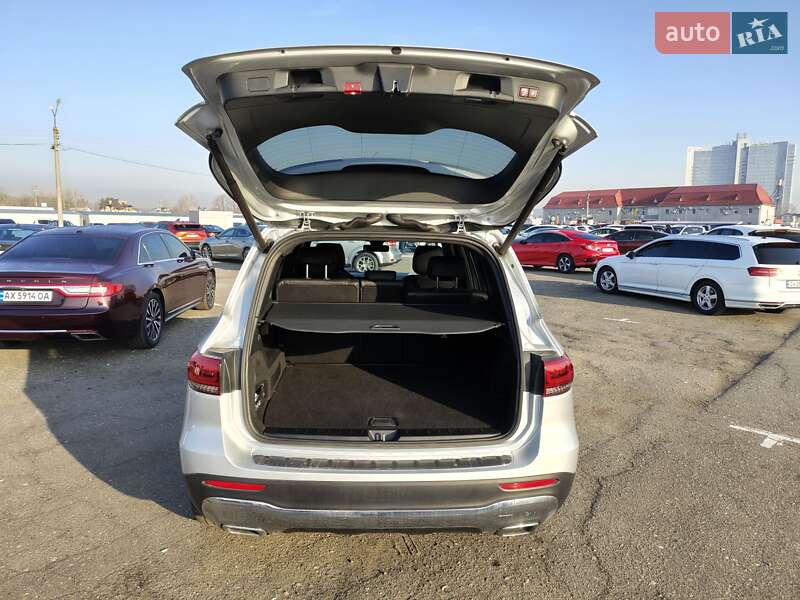 Внедорожник / Кроссовер Mercedes-Benz GLB-Class 2020 в Киеве