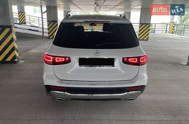 Внедорожник / Кроссовер Mercedes-Benz GLB-Class 2020 в Киеве