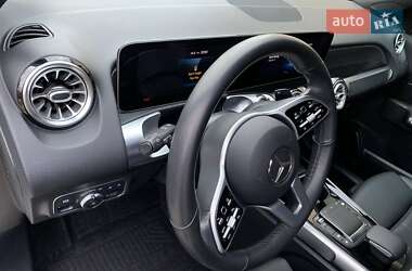 Внедорожник / Кроссовер Mercedes-Benz GLB-Class 2021 в 