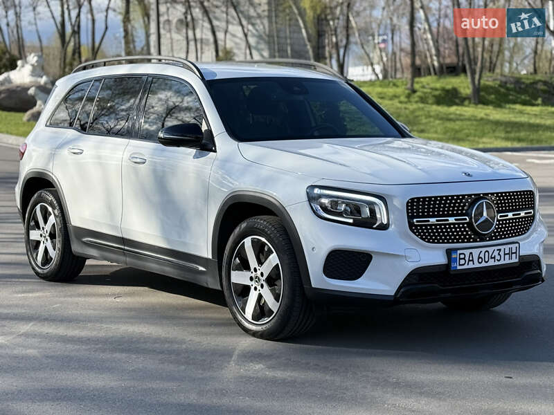 Позашляховик / Кросовер Mercedes-Benz GLB-Class 2020 в Києві